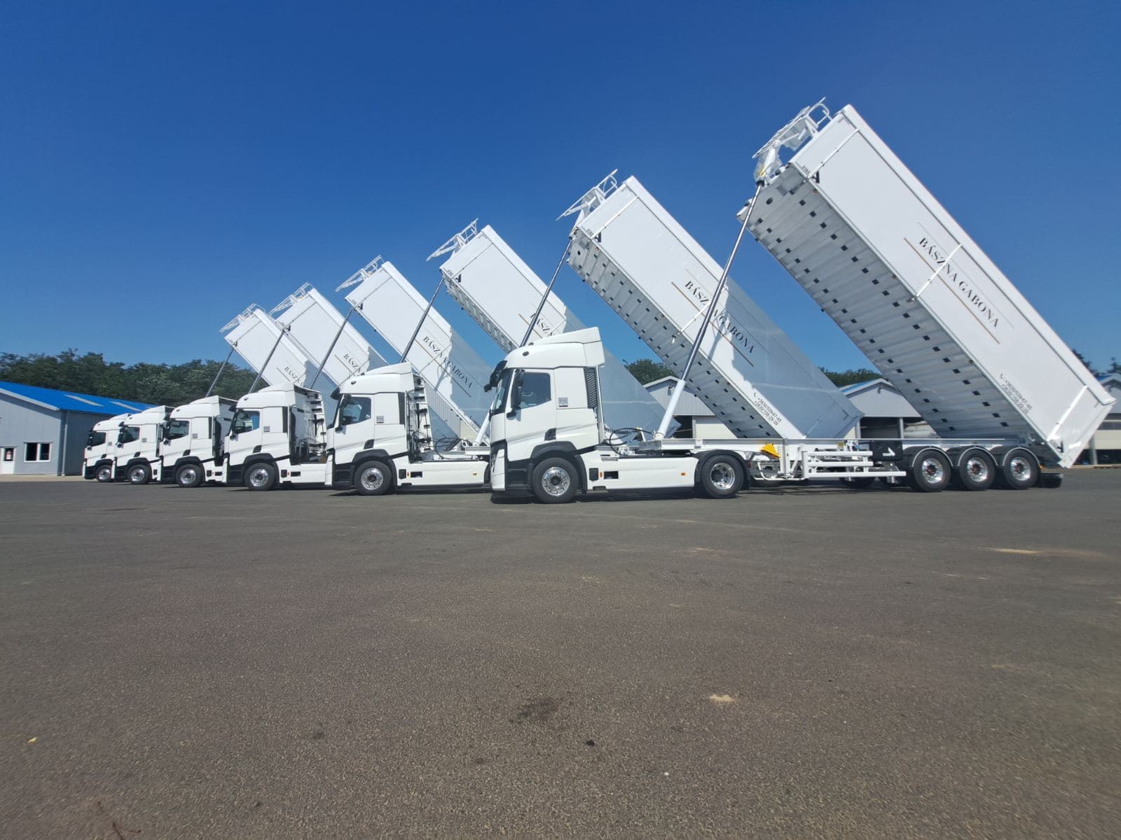 Tipper and moving-floor trailer – 2. kép